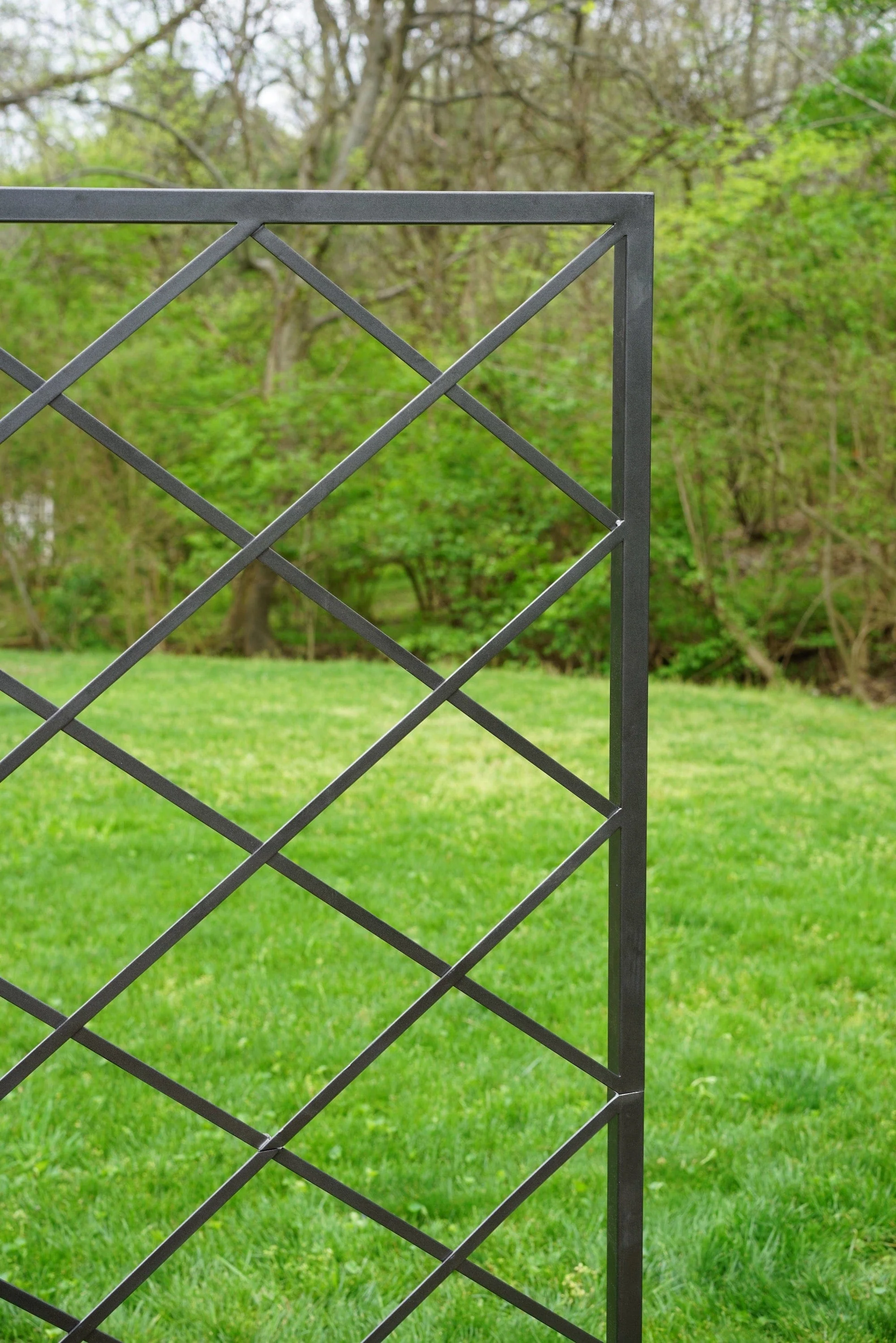 Diamond Panel Trellis - Image 2