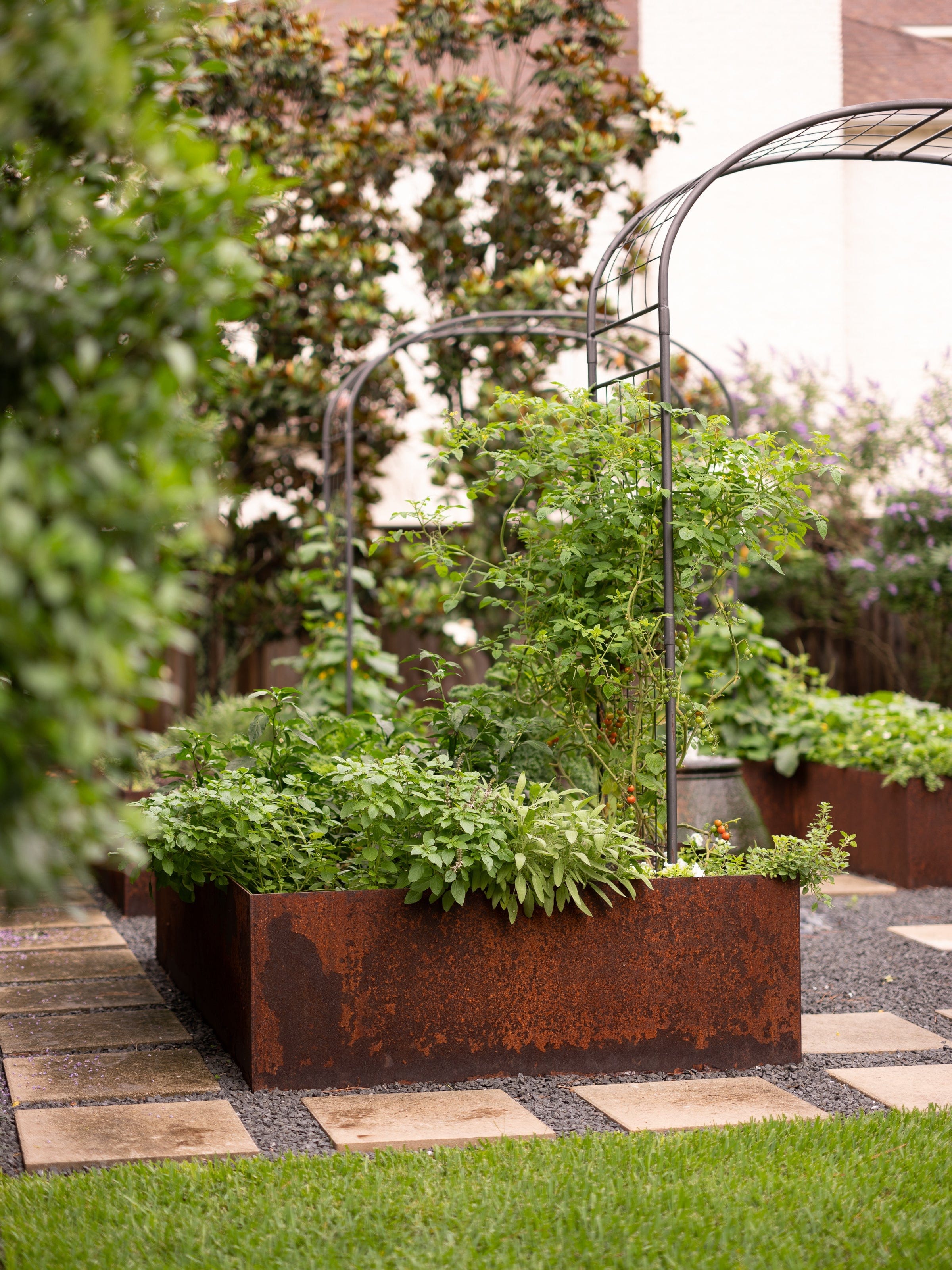 Formal Potager Arch Trellis - Image 8